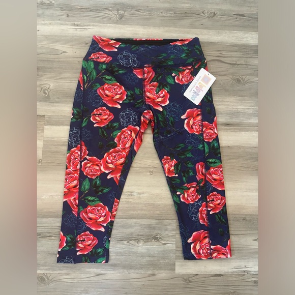 Lularoe NWT Size Medium Jade Workout Compression Leggings